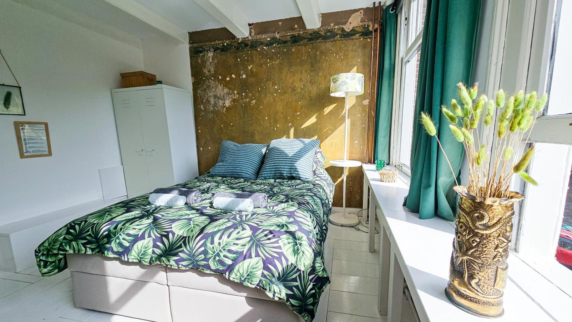 Vakantiehuis Large En-suite In Historic Canalhouse From 1729 Amsterdam
